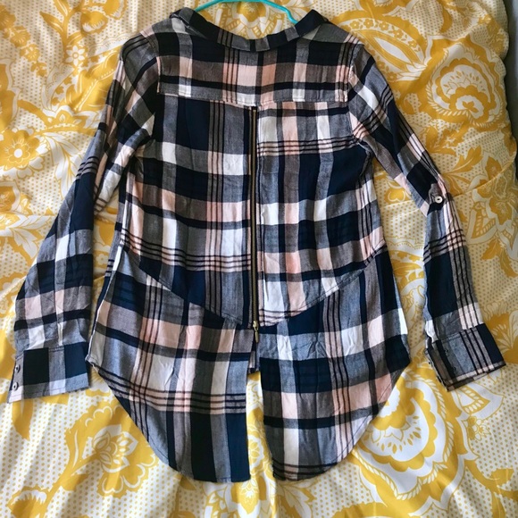 Daisy Shoppe plaid button down shirt - Picture 5 of 6